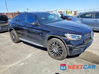 Czwarte zdjęcie samochodu z boku: 2020 MERCEDES-BENZ GLC COUPE 300 4MATIC VIN:WDC0J8EB1LF703169 - miniatura