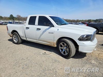 Czwarte zdjęcie samochodu z boku: 2010 DODGE RAM 1500 VIN:1D7RB1GP9AS122118 - miniatura