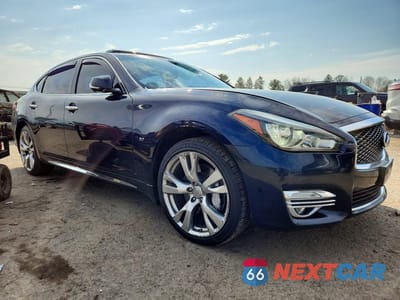 Czwarte zdjęcie samochodu z boku: 2016 INFINITI Q70L 3.7 VIN:JN1BY1PR0GM720027 - miniatura