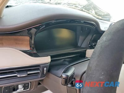 Zdjęcie 9 z 12 samochodu: 2022 LINCOLN CORSAIR GRAND TOURING VIN:5LMTJ5DZ0NUL11811 - miniatura
