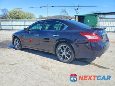 Drugie zdjęcie samochodu z przodu: 2010 NISSAN MAXIMA 3.5 S VIN:1N4AA5AP5AC830327 - miniatura