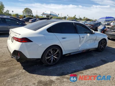 Trzecie zdjęcie samochodu z tyłu: 2024 BMW 530 I VIN:WBA43FJ07RCS27365 - miniatura