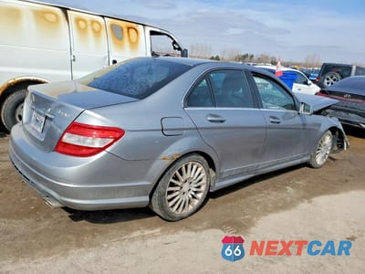 Trzecie zdjęcie samochodu z tyłu: 2010 MERCEDES-BENZ C 250 4MATIC VIN:WDDGF8FBXAF376553 - miniatura