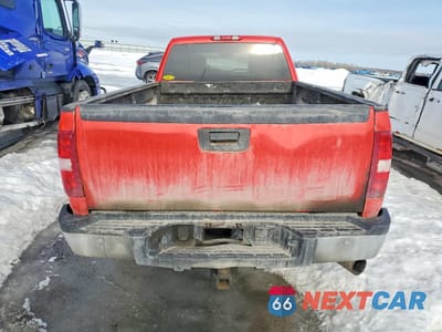 Zdjęcie 6 z 12 samochodu: 2007 CHEVROLET SILVERADO K2500 HEAVY DUTY VIN:1GCHK23657F510165 - miniatura