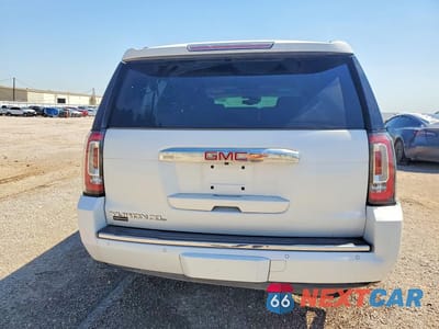 Zdjęcie 6 z 12 samochodu: 2016 GMC YUKON XL DENALI VIN:1GKS1HKJ6GR364055 - miniatura