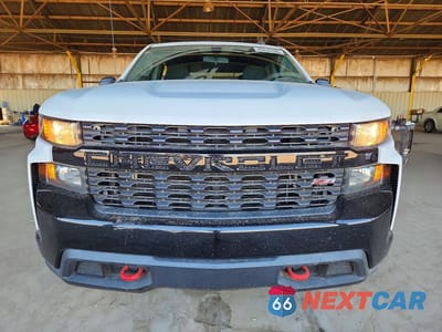 Piąte zdjęcie samochodu w środku: 2021 CHEVROLET SILVERADO K1500 TRAIL BOSS CUSTOM VIN:1GCPYCEF8MZ239612 - miniatura
