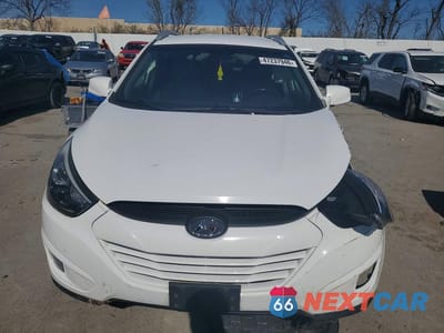 Piąte zdjęcie samochodu w środku: 2014 HYUNDAI TUCSON SE VIN:KM8JU3AG2EU841402 - miniatura