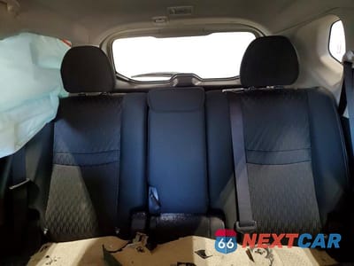 Zdjęcie 10 z 12 samochodu: 2018 NISSAN ROGUE S VIN:KNMAT2MV1JP580283 - miniatura