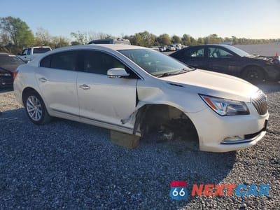 Czwarte zdjęcie samochodu z boku: 2014 BUICK LACROSSE VIN:1G4GB5G30EF179047 - miniatura