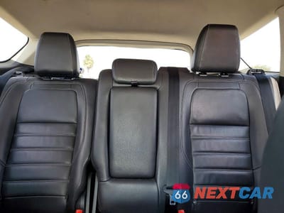 Zdjęcie 10 z 13 samochodu: 2017 FORD ESCAPE SE VIN:1FMCU0GD1HUB56834 - miniatura