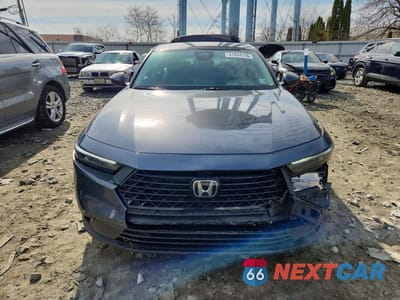 Piąte zdjęcie samochodu w środku: 2025 HONDA ACCORD LX VIN:1HGCY1F23SA036798 - miniatura