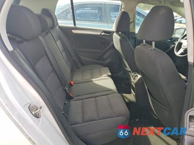 Zdjęcie 10 z 12 samochodu: 2013 VOLKSWAGEN GOLF VIN:WVWDB7AJ1DW135647 - miniatura