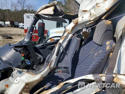 Zdjęcie 7 z 13 samochodu: 2024 ISUZU NRR VIN:JALE5W161R7310612 - miniatura