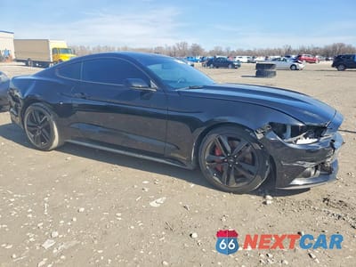 Czwarte zdjęcie samochodu z boku: 2017 FORD MUSTANG VIN:1FA6P8TH7H5252645 - miniatura