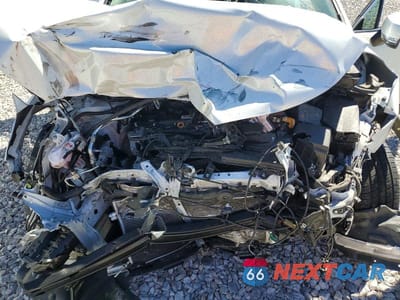 Zdjęcie 11 z 12 samochodu: 2022 TOYOTA COROLLA CROSS XLE VIN:7MUDAAAG0NV007640 - miniatura