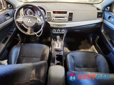 Zdjęcie 8 z 13 samochodu: 2013 MITSUBISHI LANCER SE VIN:JA32V2FW4DU607954 - miniatura