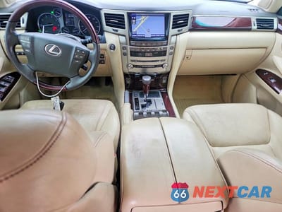 Zdjęcie 8 z 13 samochodu: 2014 LEXUS LX 570 BASE VIN:JTJHY7AX6E4141930 - miniatura