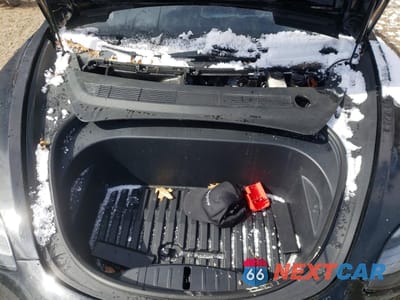 Zdjęcie 11 z 12 samochodu: 2021 TESLA MODEL 3 VIN:5YJ3E1EB1MF960952 - miniatura