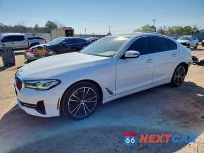 2021 BMW 530 XI WBA13BJ0XMWX21903 - główne zdjęcie licytacji z USA - miniatura