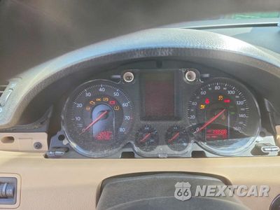 Zdjęcie 9 z 13 samochodu: 2007 VOLKSWAGEN PASSAT 2.0T VIN:WVWAK73C17P009000 - miniatura