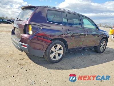 Trzecie zdjęcie samochodu z tyłu: 2011 TOYOTA HIGHLANDER LIMITED VIN:5TDDK3EH5BS046757 - miniatura