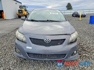 Piąte zdjęcie samochodu w środku: 2010 TOYOTA COROLLA S VIN:1NXBU4EE0AZ343292 - miniatura