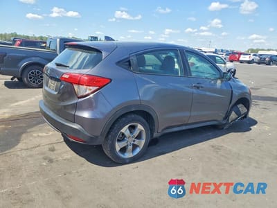 Trzecie zdjęcie samochodu z tyłu: 2019 HONDA HR-V LX VIN:3CZRU5H33KG714754 - miniatura