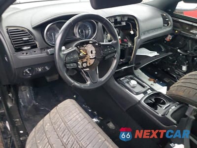 Zdjęcie 8 z 12 samochodu: 2021 CHRYSLER 300 S VIN:2C3CCABGXMH528994 - miniatura