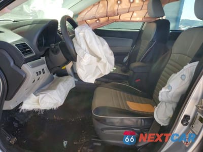 Zdjęcie 7 z 11 samochodu: 2018 SUBARU FORESTER 2.5I VIN:JF2SJABC1JH457066 - miniatura