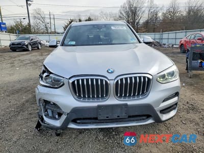Piąte zdjęcie samochodu w środku: 2021 BMW X3 XDRIVE30I VIN:5UXTY5C00M9E00660 - miniatura