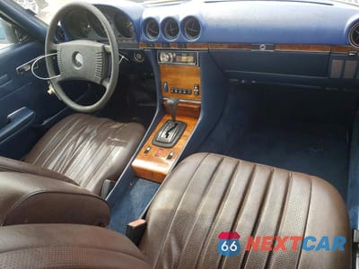 Zdjęcie 8 z 12 samochodu: 1982 MERCEDES-BENZ 380 VIN:WDBBA45A4CB016031 - miniatura
