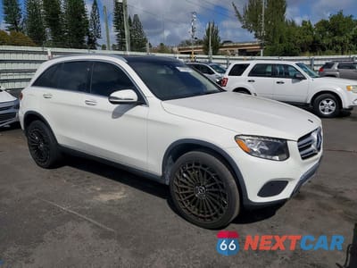 Czwarte zdjęcie samochodu z boku: 2018 MERCEDES-BENZ GLC 300 VIN:WDC0G4JB2JV037391 - miniatura