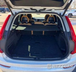 Zdjęcie 13 z 13 samochodu: 2016 VOLVO XC90 T5 VIN:YV4102XK2G1072214 - miniatura