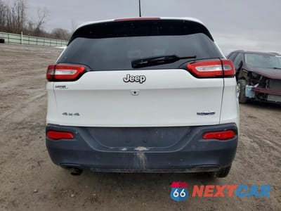 Zdjęcie 6 z 12 samochodu: 2016 JEEP CHEROKEE LATITUDE VIN:1C4PJMCB0GW267307 - miniatura