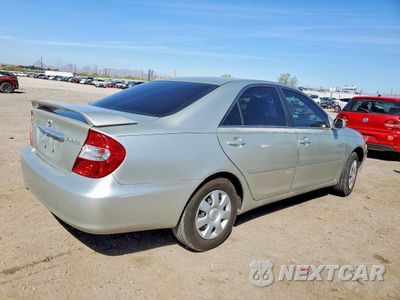 Trzecie zdjęcie samochodu z tyłu: 2002 TOYOTA CAMRY LE VIN:JTDBE32K720006925 - miniatura