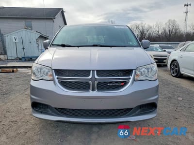 Piąte zdjęcie samochodu w środku: 2016 DODGE GRAND CARAVAN SXT VIN:2C4RDGCG3GR265170 - miniatura