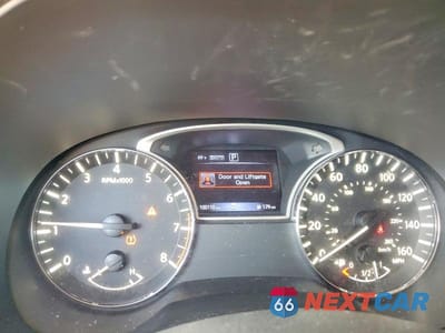 Zdjęcie 9 z 12 samochodu: 2018 NISSAN PATHFINDER SV VIN:5N1DR2MM7JC630318 - miniatura