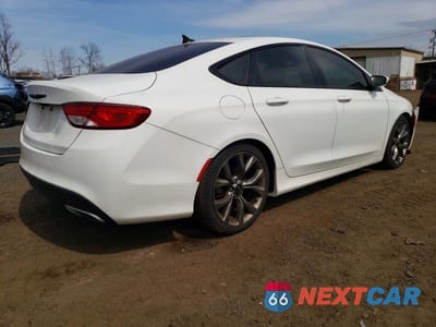 Trzecie zdjęcie samochodu z tyłu: 2016 CHRYSLER 200 S VIN:1C3CCCDG0GN126082 - miniatura
