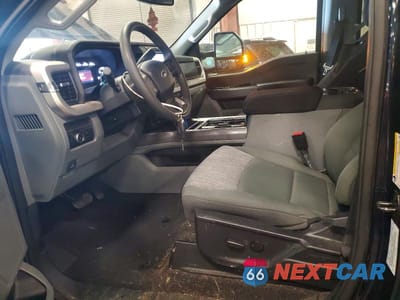 Zdjęcie 7 z 12 samochodu: 2023 FORD F250 SUPER DUTY VIN:1FT7W2BN5PEC55113 - miniatura