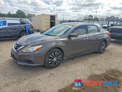 2017 NISSAN ALTIMA 2.5 S 1N4AL3AP0HN304751 - główne zdjęcie licytacji z USA - miniatura