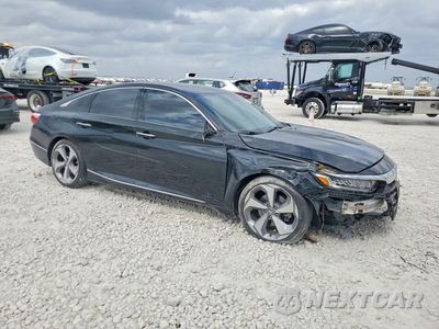 Czwarte zdjęcie samochodu z boku: 2019 HONDA ACCORD TOURING VIN:1HGCV2F97KA017019 - miniatura