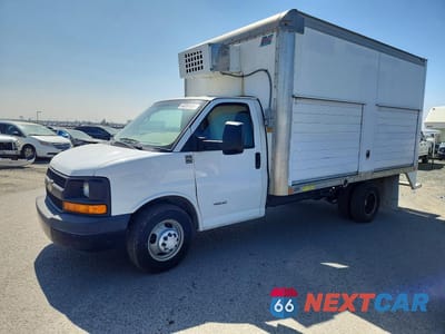 2015 CHEVROLET EXPRESS REFRIGERATED BOX TRUCK 1GB6G5CG7F1110806 - główne zdjęcie licytacji z USA - miniatura