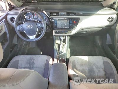 Zdjęcie 8 z 12 samochodu: 2018 TOYOTA COROLLA LE VIN:2T1BURHE3JC034104 - miniatura