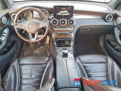 Zdjęcie 8 z 12 samochodu: 2017 MERCEDES-BENZ GLC 43 4MATIC AMG VIN:WDC0G6EB2HF210689 - miniatura