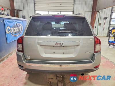 Zdjęcie 6 z 12 samochodu: 2015 JEEP COMPASS LATITUDE VIN:1C4NJCEAXFD335936 - miniatura