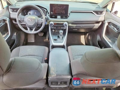 Zdjęcie 8 z 14 samochodu: 2024 TOYOTA RAV4 XLE VIN:2T3P1RFV6RC413084 - miniatura