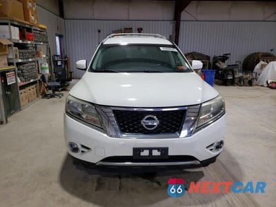 Piąte zdjęcie samochodu w środku: 2015 NISSAN PATHFINDER S VIN:5N1AR2MM4FC673444 - miniatura