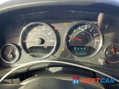 Zdjęcie 9 z 12 samochodu: 2016 JEEP WRANGLER SAHARA VIN:1C4AJWBG5GL140973 - miniatura