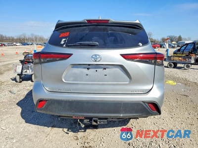 Zdjęcie 6 z 12 samochodu: 2022 TOYOTA HIGHLANDER XLE VIN:5TDGZRBH8NS190002 - miniatura