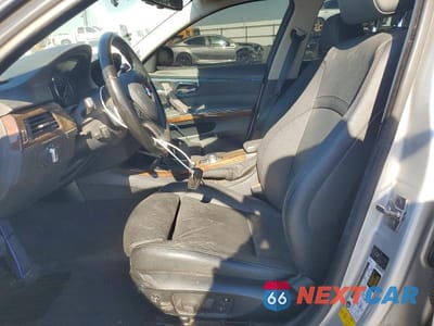 Zdjęcie 7 z 11 samochodu: 2010 BMW 328 I SULEV VIN:WBAPH5C58AA439144 - miniatura